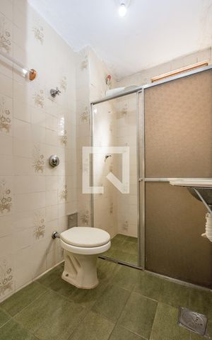 Apartamento à venda com 62m², 3 quartos e sem vaga Apartamento à venda com 62m², 3 quartos e sem vagaBanheiro Social