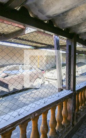 Casa à venda com 200m², 1 quarto e 2 vagasLavanderia