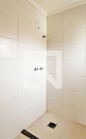 Casa à venda com 101m², 3 quartos e 2 vagasBanheiro da Suite