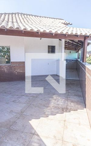 Casa à venda com 275m², 3 quartos e 2 vagasÁrea externa / ducha e viista panorâmica