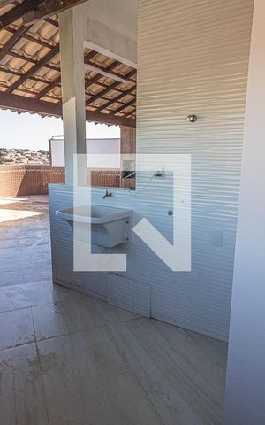 Casa à venda com 275m², 3 quartos e 2 vagasÁrea de serviço