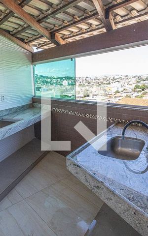 Casa à venda com 275m², 3 quartos e 2 vagasCozinha