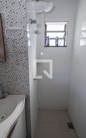Casa à venda com 275m², 3 quartos e 2 vagasBanheiro