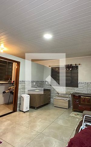 Casa à venda com 120m², 2 quartos e 2 vagasLareira