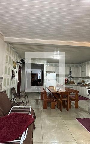 Casa à venda com 120m², 2 quartos e 2 vagasvLareira