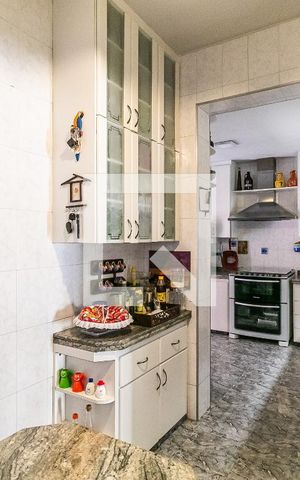 Casa à venda com 360m², 3 quartos e 4 vagas Casa à venda com 360m², 3 quartos e 4 vagasCopa