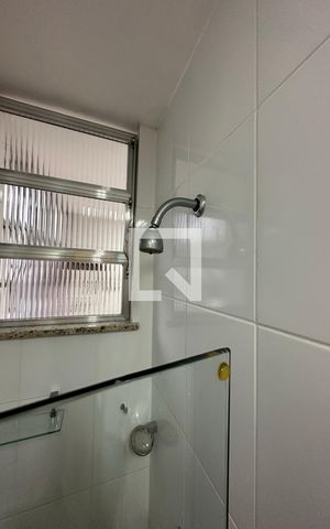Apartamento à venda com 55m², 2 quartos e 1 vaga Apartamento à venda com 55m², 2 quartos e 1 vagaBanheiro