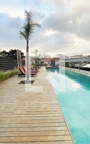 Apartamento para alugar com 70m², 2 quartos e 1 vagaÁrea comum - Piscina