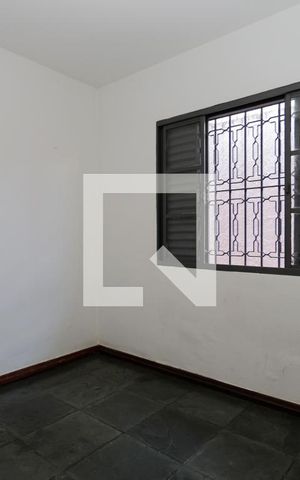 Casa à venda com 100m², 2 quartos e 3 vagas Casa à venda com 100m², 2 quartos e 3 vagasQuarto 2