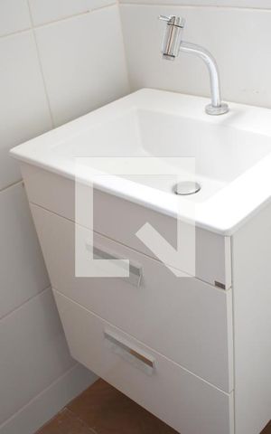 Apartamento para alugar com 52m², 2 quartos e 1 vagaBanheiro
