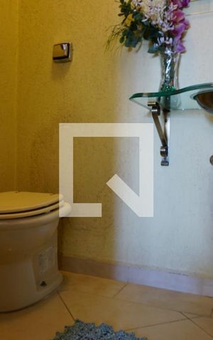 Casa à venda com 210m², 4 quartos e 2 vagasLavabo 2