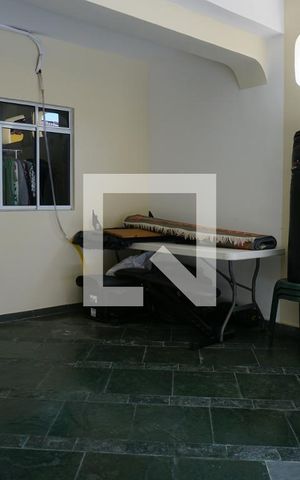 Casa à venda com 210m², 4 quartos e 2 vagasGaragem 