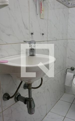 Casa à venda com 210m², 4 quartos e 2 vagasLavabo 