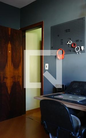 Casa à venda com 210m², 4 quartos e 2 vagasQuarto 2