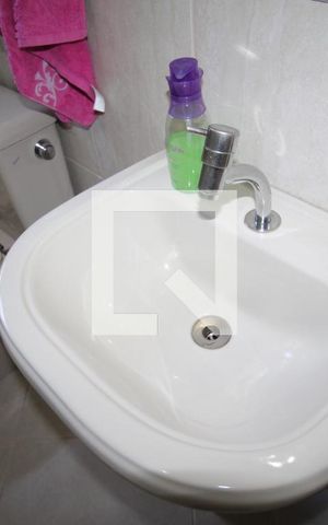 Casa à venda com 200m², 4 quartos e 2 vagasLavabo