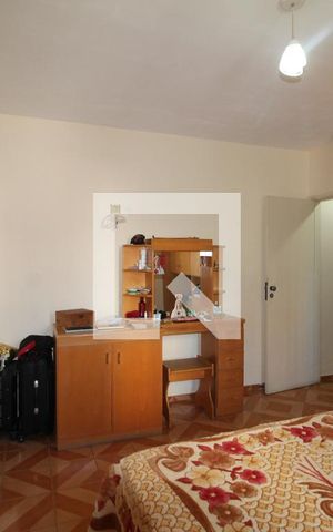 Casa à venda com 200m², 4 quartos e 2 vagasQuarto 1 - suíte