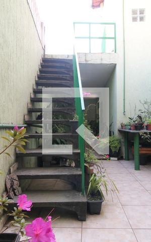 Casa à venda com 200m², 4 quartos e 2 vagasárea de lazer