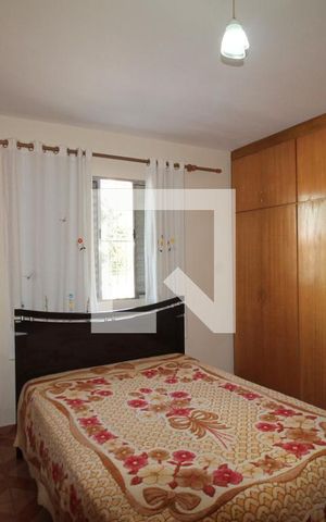 Casa à venda com 200m², 4 quartos e 2 vagasQuarto 1 - suíte