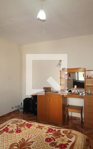 Casa à venda com 200m², 4 quartos e 2 vagasQuarto 1 - suíte