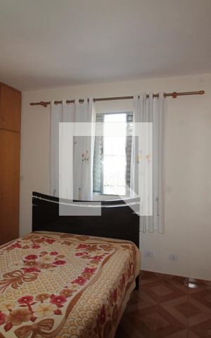Casa à venda com 200m², 4 quartos e 2 vagasQuarto 1 - suíte