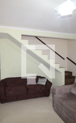 Casa à venda com 200m², 4 quartos e 2 vagasSala