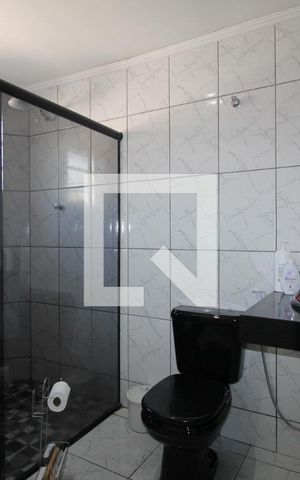 Casa à venda com 200m², 4 quartos e 2 vagasBanheiro da Suíte