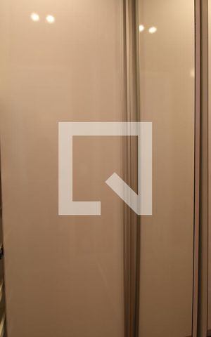 Casa de condomínio à venda com 91m², 3 quartos e 2 vagasCloset da suíte