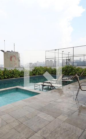 Apartamento para alugar com 34m², 1 quarto e sem vagaÁrea comum - Piscina