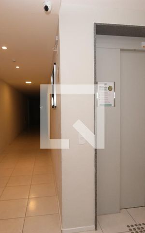 Apartamento para alugar com 34m², 1 quarto e sem vagaHall social