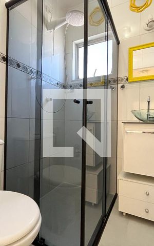 Apartamento à venda com 47m², 2 quartos e 1 vaga Apartamento à venda com 47m², 2 quartos e 1 vagaBanheiro