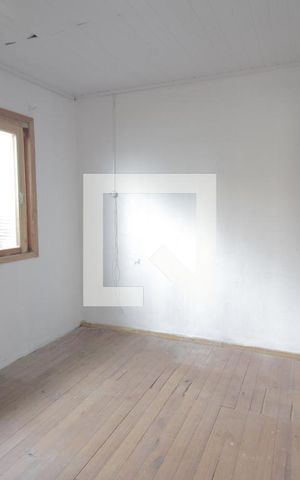 Casa para alugar com 70m², 2 quartos e 2 vagasQuarto 1