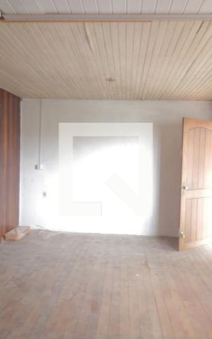 Casa para alugar com 70m², 2 quartos e 2 vagasSala 1