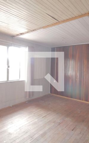 Casa para alugar com 70m², 2 quartos e 2 vagasSala 1