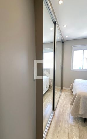 Apartamento para alugar com 73m², 2 quartos e 2 vagasCloset da suíte 1