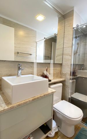 Apartamento para alugar com 73m², 2 quartos e 2 vagasBanheiro Social