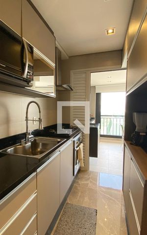 Apartamento para alugar com 73m², 2 quartos e 2 vagasCozinha