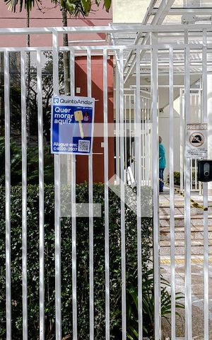 Apartamento para alugar com 85m², 2 quartos e 2 vagasFachada