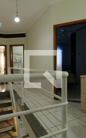 Casa à venda com 140m², 3 quartos e 4 vagasCorredor Superior