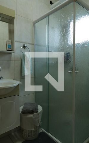 Casa à venda com 140m², 3 quartos e 4 vagasBanheiro