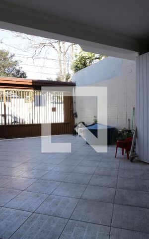 Casa à venda com 140m², 3 quartos e 4 vagasGaragem