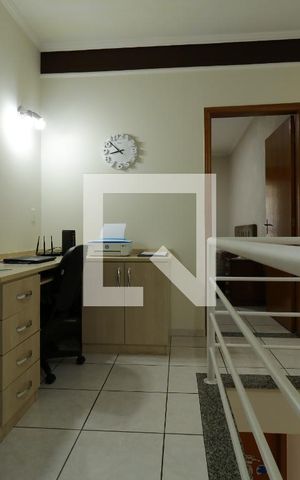 Casa à venda com 140m², 3 quartos e 4 vagasCorredor Superior