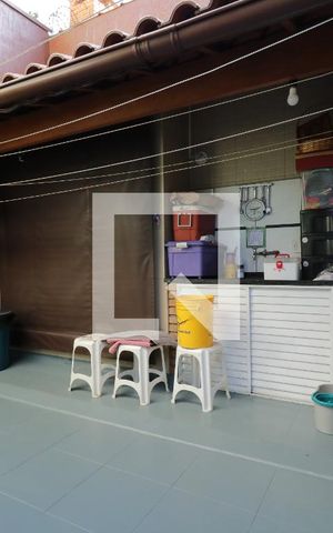 Casa à venda com 140m², 3 quartos e 4 vagasQuintal