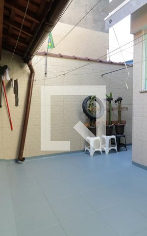 Casa à venda com 140m², 3 quartos e 4 vagasQuintal