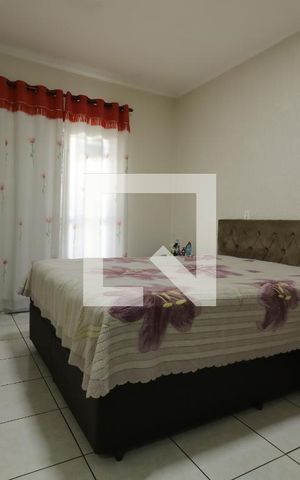 Casa à venda com 140m², 3 quartos e 4 vagasSuite