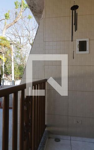 Casa à venda com 140m², 3 quartos e 4 vagasVaranda da Suite