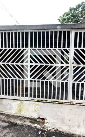 Casa à venda com 164m², 4 quartos e 2 vagasFachada