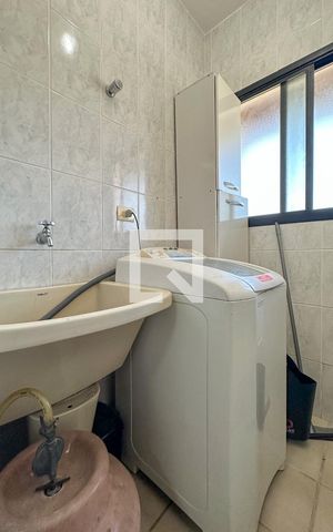 Apartamento para alugar com 220m², 3 quartos e 2 vagas Apartamento para alugar com 220m², 3 quartos e 2 vagasÁrea de Serviço