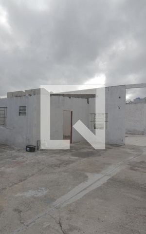 Casa à venda com 50m², 2 quartos e sem vagaÁrea externa