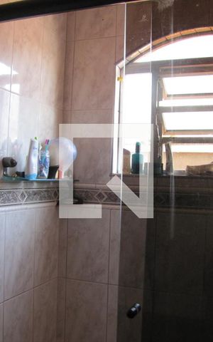 Casa à venda com 125m², 3 quartos e 2 vagasBanheiro 1