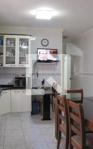 Casa à venda com 125m², 3 quartos e 2 vagasCozinha